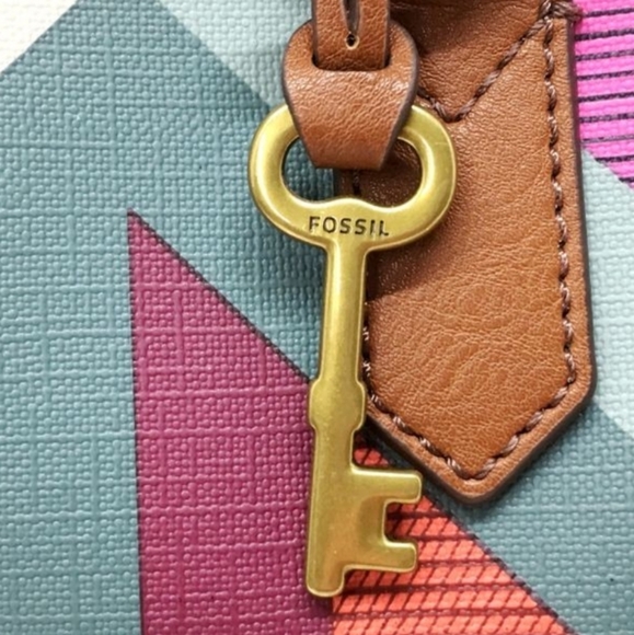 Fossil Fiona Satchel with Key Fob END OF YEAR CLEARANCE EXTRAVAGANZA - Picture 4 of 8
